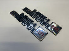 Load image into Gallery viewer, High Sierra 2500 81-87 Fender Emblems