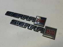 Load image into Gallery viewer, Sierra 3500 81-87 Emblems