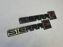 Load image into Gallery viewer, Sierra 2500 81-87 Emblems