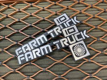 Load image into Gallery viewer, Farmtruck 10 badges
