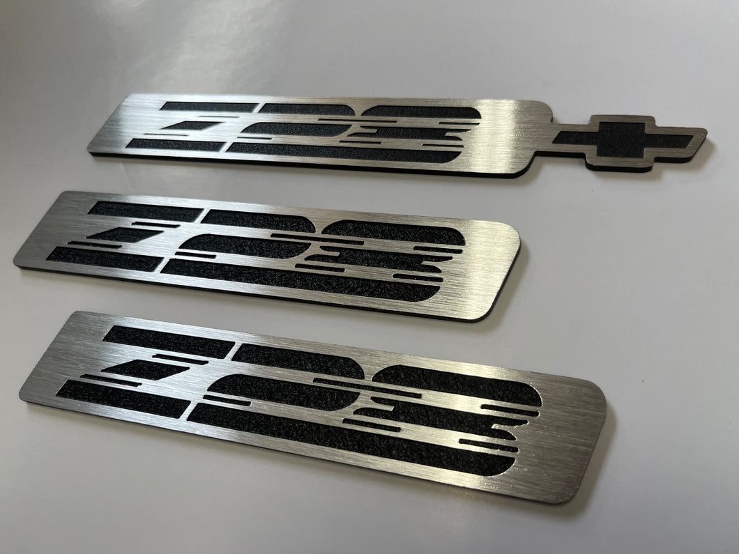 Z28 Camaro Badges/Emblems